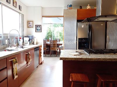 Casa de 4 alcobas en venta en Envigado, Envigado, 656 m² · foto 6 de 20