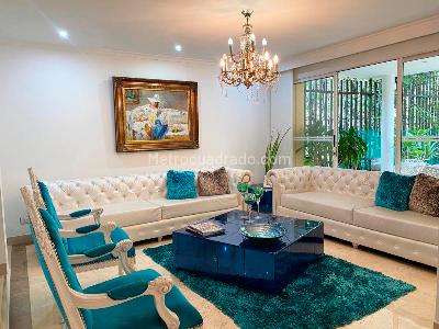 Casa de 4 alcobas en venta en El Poblado, Medellín, 409 m² · foto 2 de 19