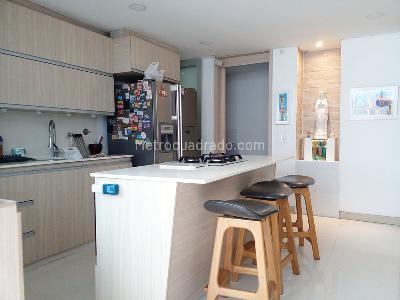 Casa de 3 alcobas en venta en Envigado, Envigado, 170 m² · foto 4 de 19