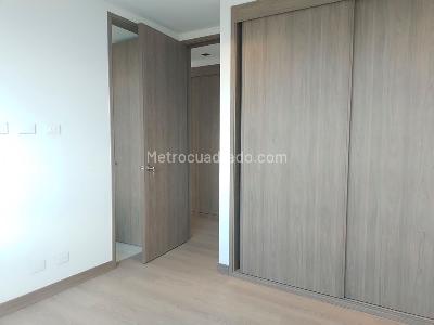 Apartamento de 2 alcobas en venta en El Poblado, Medellín, 105 m² · foto 11 de 18