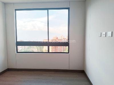 Apartamento de 2 alcobas en venta en El Poblado, Medellín, 105 m² · foto 12 de 18