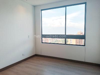 Apartamento de 2 alcobas en venta en El Poblado, Medellín, 105 m² · foto 13 de 18
