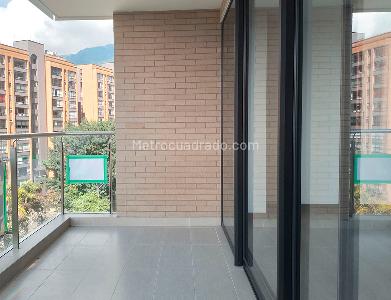Apartamento de 2 alcobas en venta en El Poblado, Medellín, 105 m² · foto 18 de 18