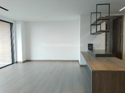 Apartamento de 2 alcobas en venta en El Poblado, Medellín, 105 m² · foto 2 de 18