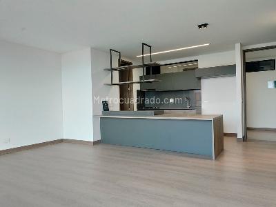 Apartamento de 2 alcobas en venta en El Poblado, Medellín, 105 m² · foto 3 de 18