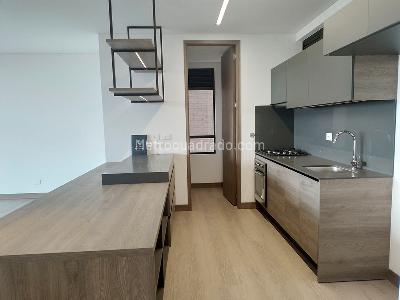 Apartamento de 2 alcobas en venta en El Poblado, Medellín, 105 m² · foto 5 de 18