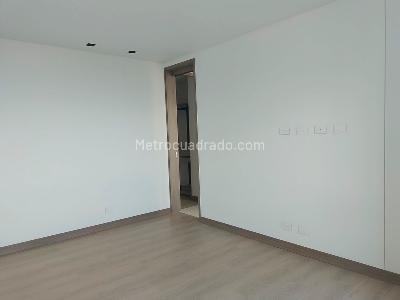 Apartamento de 2 alcobas en venta en El Poblado, Medellín, 105 m² · foto 8 de 18