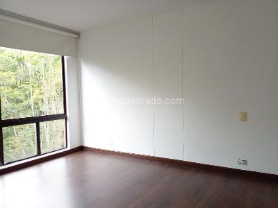 Apartamento de 3 alcobas en venta en El Poblado, Medellín, 195 m² · foto 13 de 20