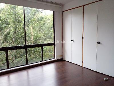 Apartamento de 3 alcobas en venta en El Poblado, Medellín, 195 m² · foto 16 de 20