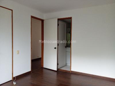 Apartamento de 3 alcobas en venta en El Poblado, Medellín, 195 m² · foto 17 de 20