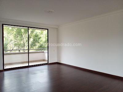 Apartamento de 3 alcobas en venta en El Poblado, Medellín, 195 m² · foto 9 de 20