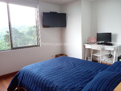 Apartamento de 3 alcobas en venta en El Poblado, Medellín, 220 m² · foto 13 de 19