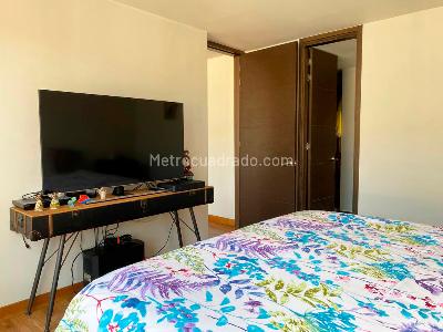 Apartamento de 3 alcobas en venta en El Poblado, Medellín, 131 m² · foto 10 de 19