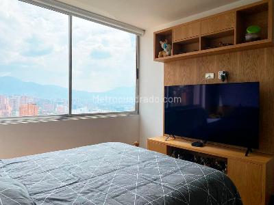 Apartamento de 3 alcobas en venta en El Poblado, Medellín, 131 m² · foto 14 de 19