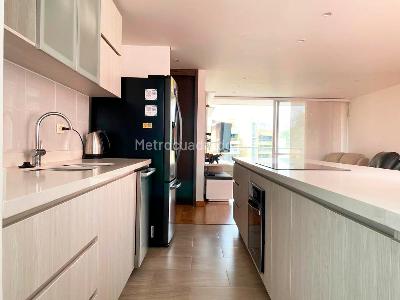 Apartamento de 3 alcobas en venta en El Poblado, Medellín, 131 m² · foto 7 de 19