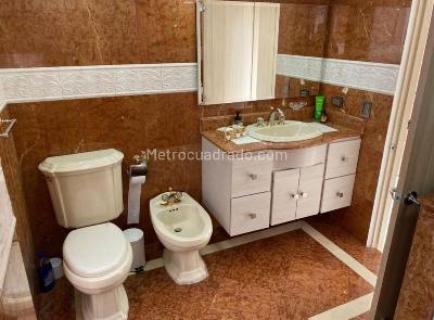 Apartamento de 5 alcobas en venta en El Poblado, Medellín, 428 m² · foto 11 de 14
