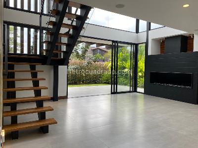 Casa de 4 alcobas en venta en Rionegro, Rionegro, 446 m² · foto 2 de 20