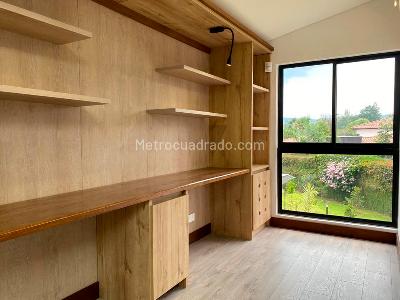 Casa de 4 alcobas en venta en Rionegro, Rionegro, 446 m² · foto 6 de 20