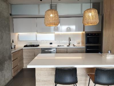 Apartamento de 3 alcobas en venta en Alejandría, Medellín, 154 m² · foto 6 de 15