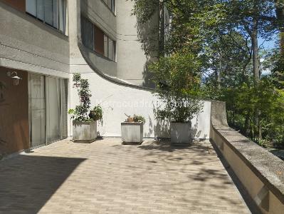 Apartamento de 2 alcobas en venta en El Poblado, Medellín, 140 m² · foto 15 de 15