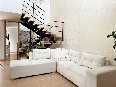 Casa de 3 alcobas en venta en Rionegro, Rionegro, 210 m² · foto 2 de 20