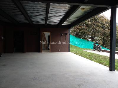 Casa de 3 alcobas en venta en Envigado, Envigado, 248 m² · foto 18 de 19