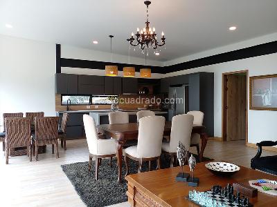 Casa de 3 alcobas en venta en Envigado, Envigado, 248 m² · foto 4 de 19