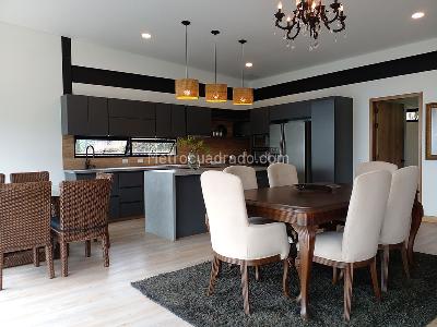 Casa de 3 alcobas en venta en Envigado, Envigado, 248 m² · foto 5 de 19