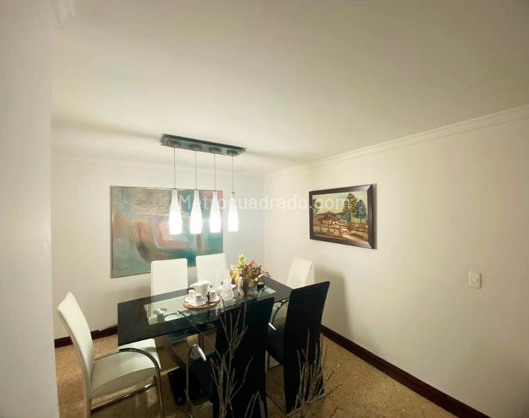 Furnished 4BR Apartment with Pool in El Poblado - 4