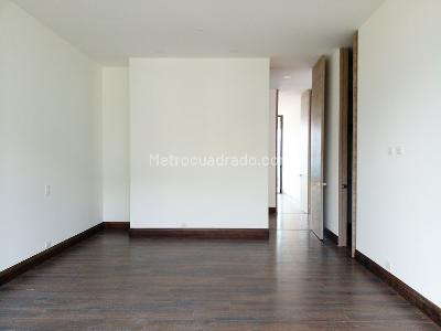 Apartamento de 4 alcobas en venta en El Poblado, Medellín, 312 m² · foto 16 de 19
