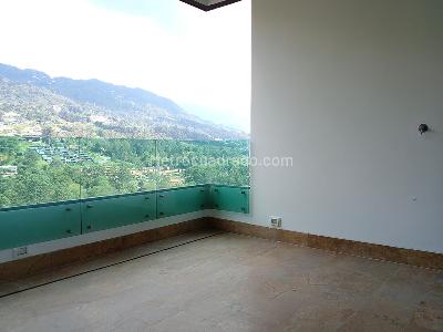 Apartamento de 4 alcobas en venta en El Poblado, Medellín, 312 m² · foto 19 de 19