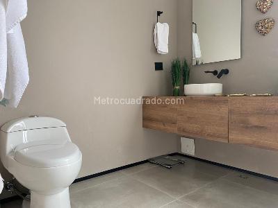 Casa de 3 alcobas en venta en Envigado, Envigado, 246 m² · foto 16 de 19