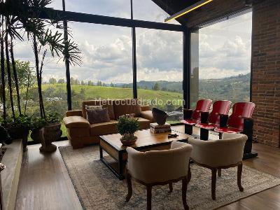 Casa de 3 alcobas en venta en Envigado, Envigado, 246 m² · foto 3 de 19