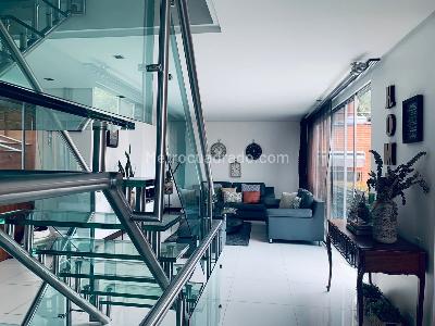 Casa de 4 alcobas en venta en Envigado, Envigado, 273 m² · foto 4 de 20