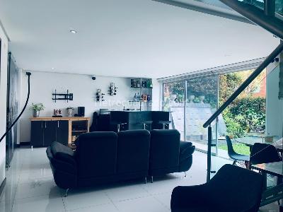 Casa de 4 alcobas en venta en Envigado, Envigado, 273 m² · foto 5 de 20