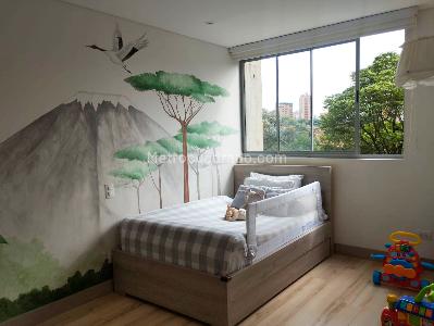 Apartamento de 2 alcobas en venta en El Poblado, Medellín, 140 m² · foto 13 de 16