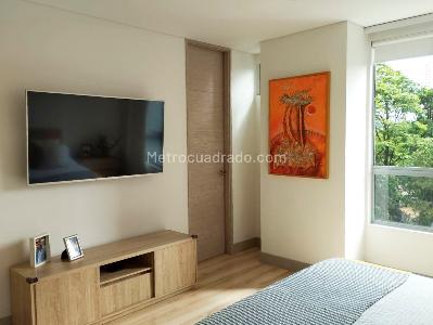 Apartamento de 2 alcobas en venta en El Poblado, Medellín, 140 m² · foto 9 de 16