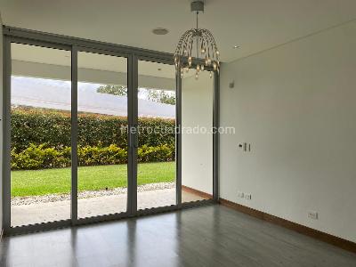Casa de 5 alcobas en venta en Rionegro, Rionegro, 621 m² · foto 11 de 20