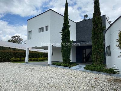Casa de 5 alcobas en venta en Rionegro, Rionegro, 621 m² · foto 17 de 20