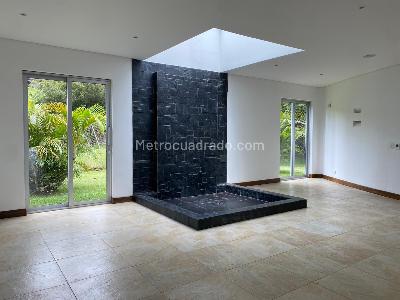 Casa de 5 alcobas en venta en Rionegro, Rionegro, 621 m² · foto 6 de 20