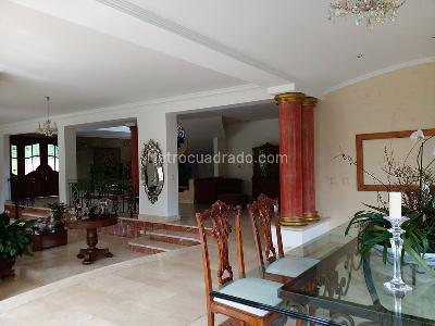 Casa de 5 alcobas en venta en El Poblado, Medellín, 760 m² · foto 4 de 20