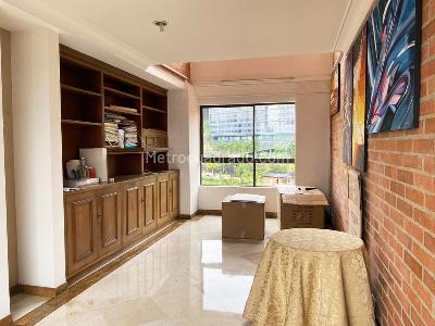 Apartamento de 3 alcobas en venta en El Poblado, Medellín, 340 m² · foto 13 de 19