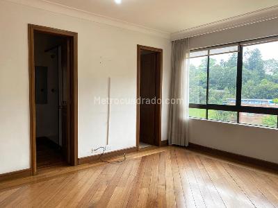 Apartamento de 3 alcobas en venta en El Poblado, Medellín, 340 m² · foto 14 de 19