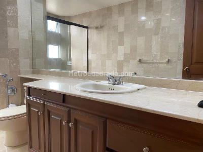 Apartamento de 3 alcobas en venta en El Poblado, Medellín, 340 m² · foto 19 de 19