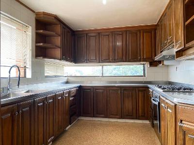 Apartamento de 3 alcobas en venta en El Poblado, Medellín, 340 m² · foto 5 de 19
