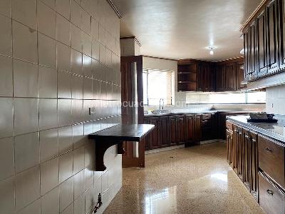 Apartamento de 3 alcobas en venta en El Poblado, Medellín, 340 m² · foto 6 de 19
