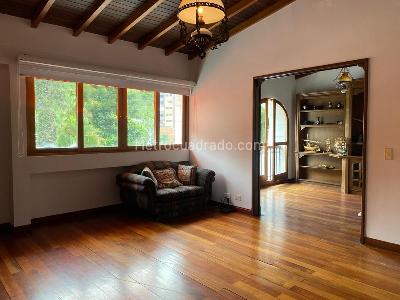 Casa de 3 alcobas en venta en El Poblado, Medellín, 266 m² · foto 10 de 19
