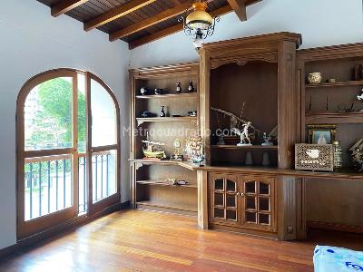 Casa de 3 alcobas en venta en El Poblado, Medellín, 266 m² · foto 13 de 19