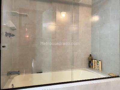 Casa de 3 alcobas en venta en El Poblado, Medellín, 266 m² · foto 18 de 19