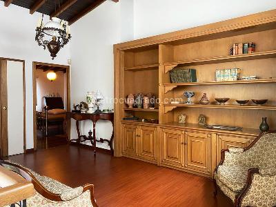 Casa de 3 alcobas en venta en El Poblado, Medellín, 266 m² · foto 9 de 19